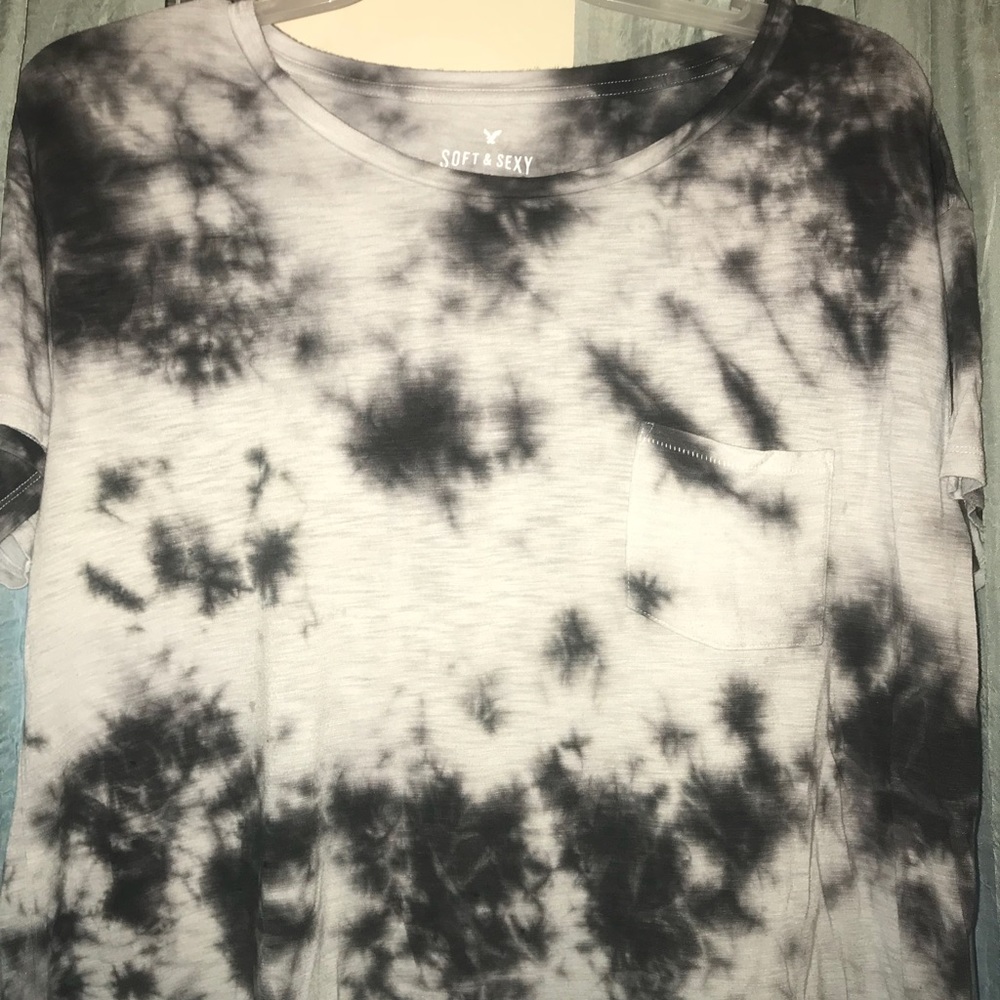 American eagle tie dyed  cropped shirt